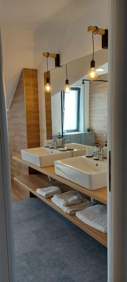 Eco Familia Otel Pojoga Dış mekan fotoğraf