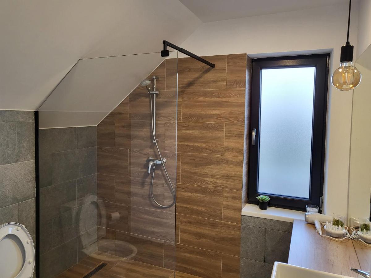 Eco Familia Otel Pojoga Dış mekan fotoğraf