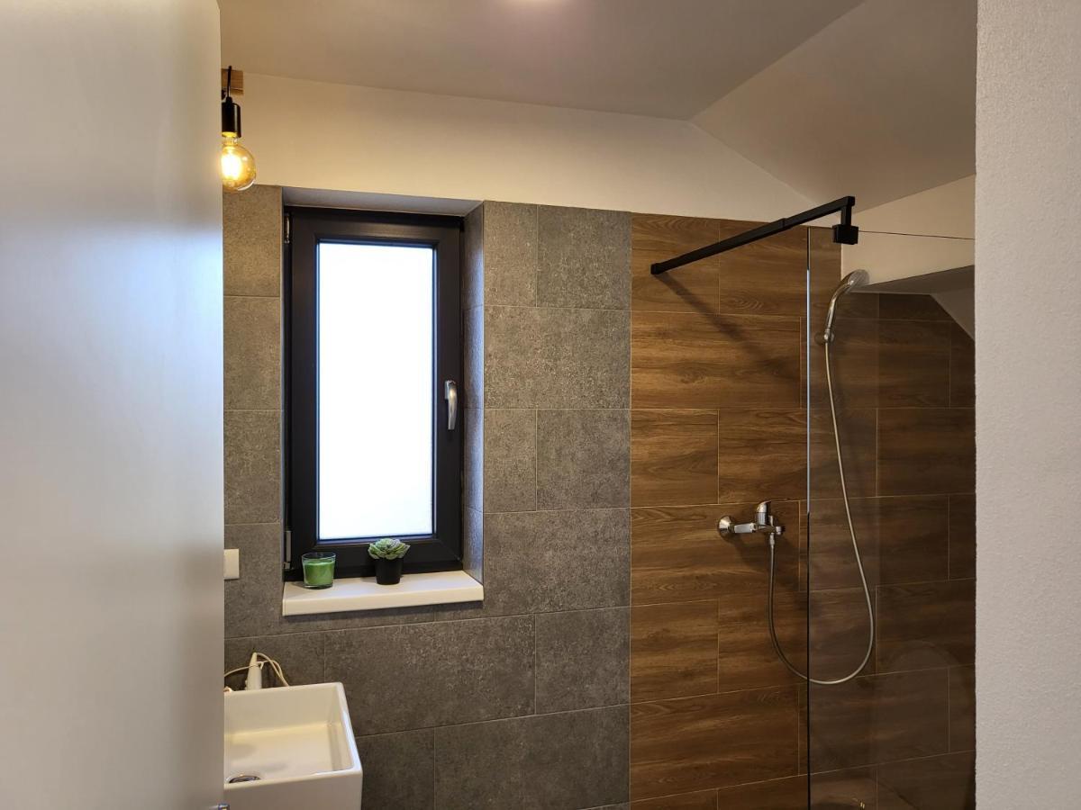 Eco Familia Otel Pojoga Dış mekan fotoğraf
