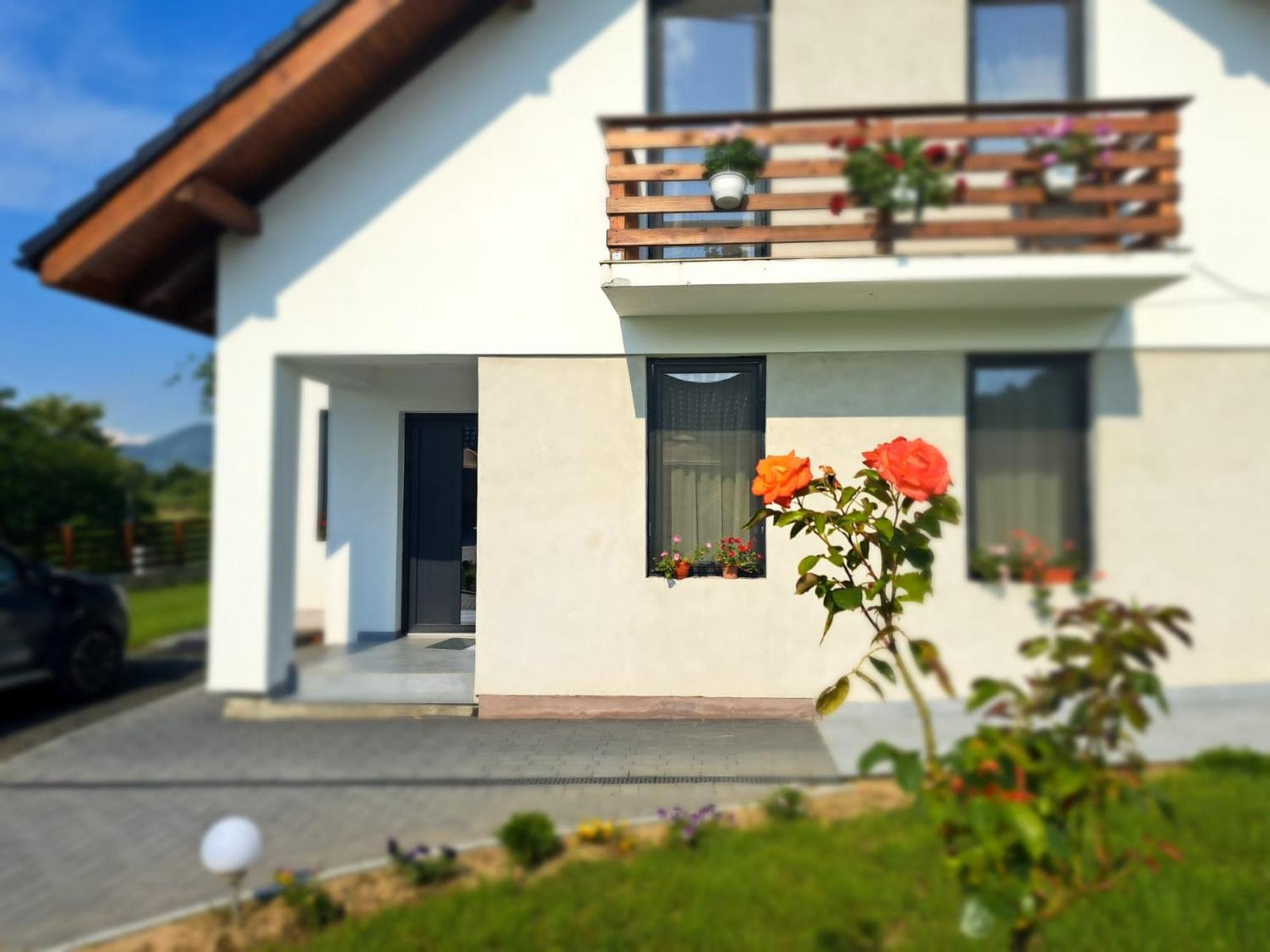 Eco Familia Otel Pojoga Dış mekan fotoğraf